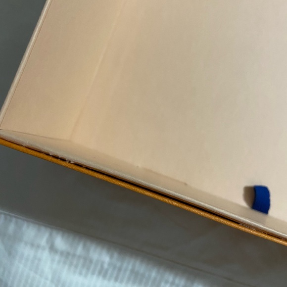 Louis Vuitton Extra Long Garment Bag - Picture 12 of 16